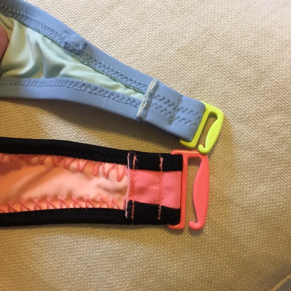 Victoria’s Secret swim tops, 32c - Picture 5 of 6